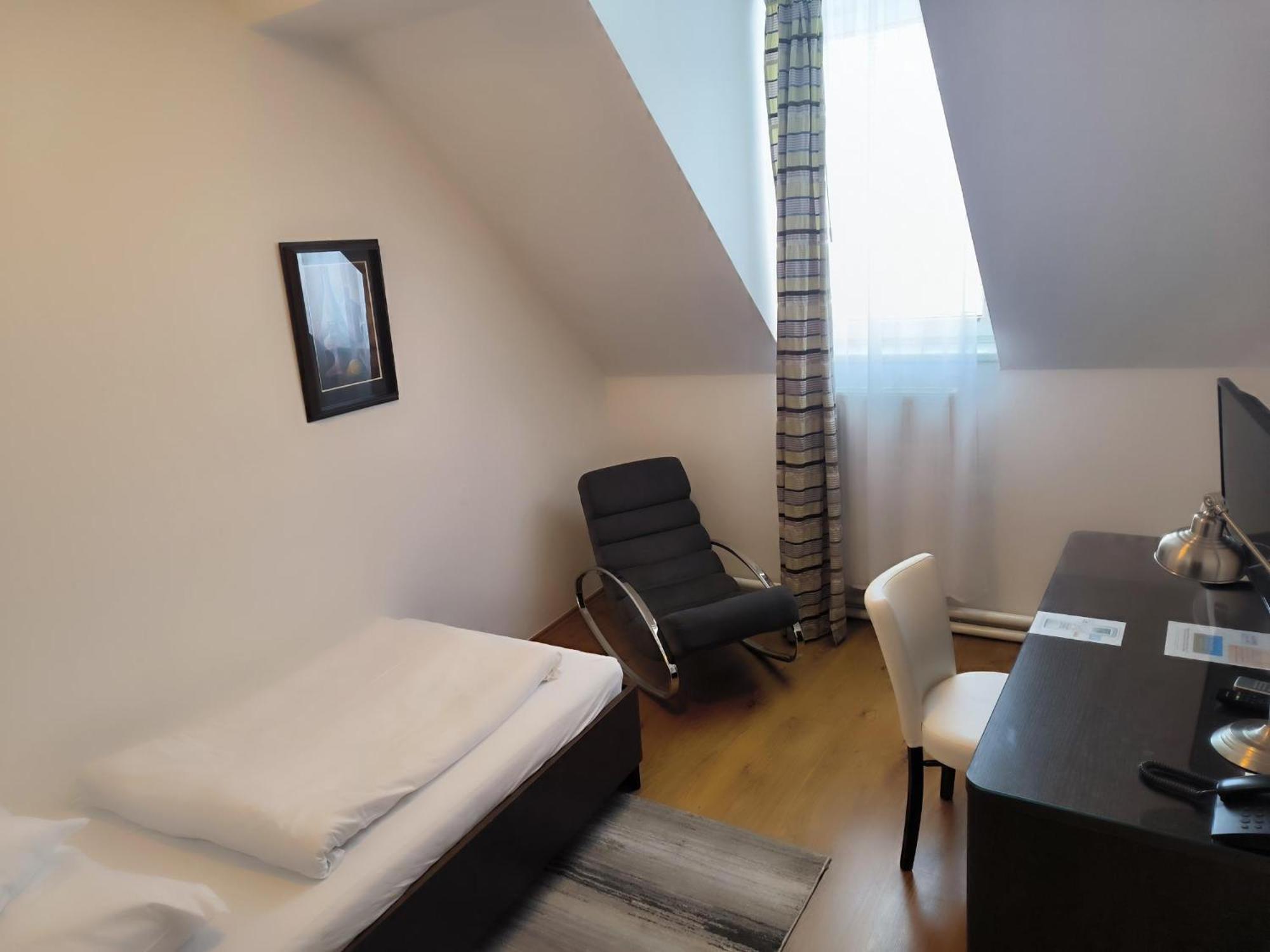 Hotel Trinity Olomouc Luaran gambar